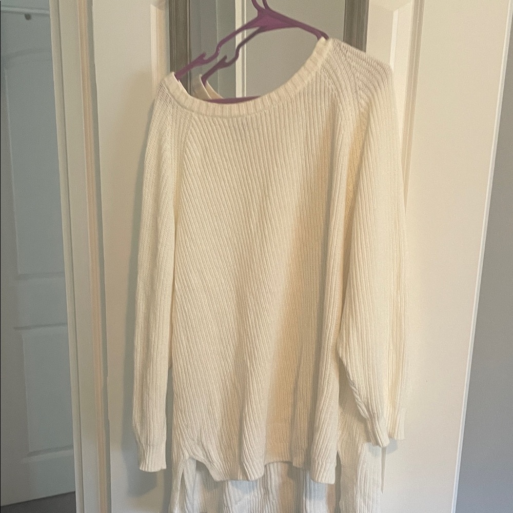 Express Cream Women's Crew Neck Sweater